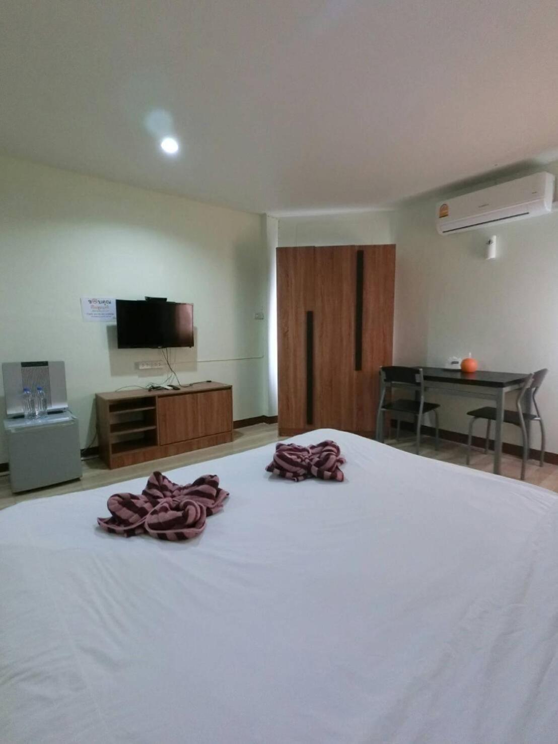 Alongkorn Hotel By Sb Samut Songkhram Экстерьер фото